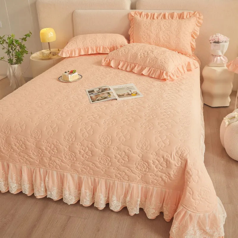 Floral Embossed White Lace Coverlet Bedspread with 2 Pcs Pillow Shams