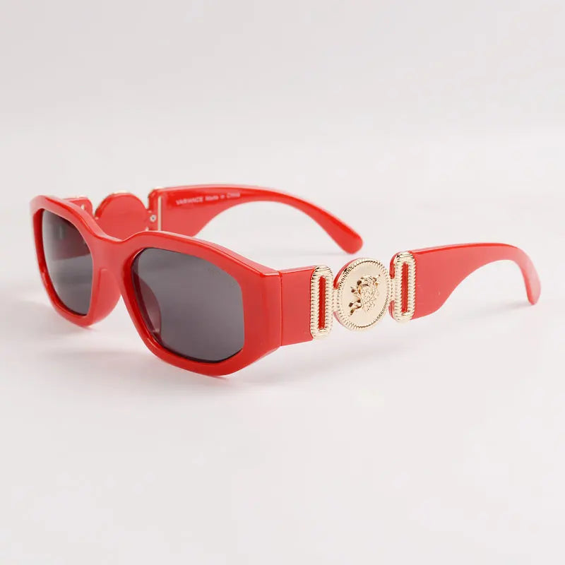 Classic Oval Shaped Gold Black Sunglasses