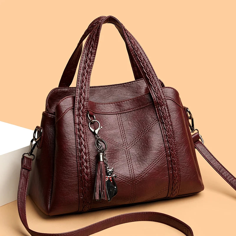 Elegant Leather Shoulder Bag