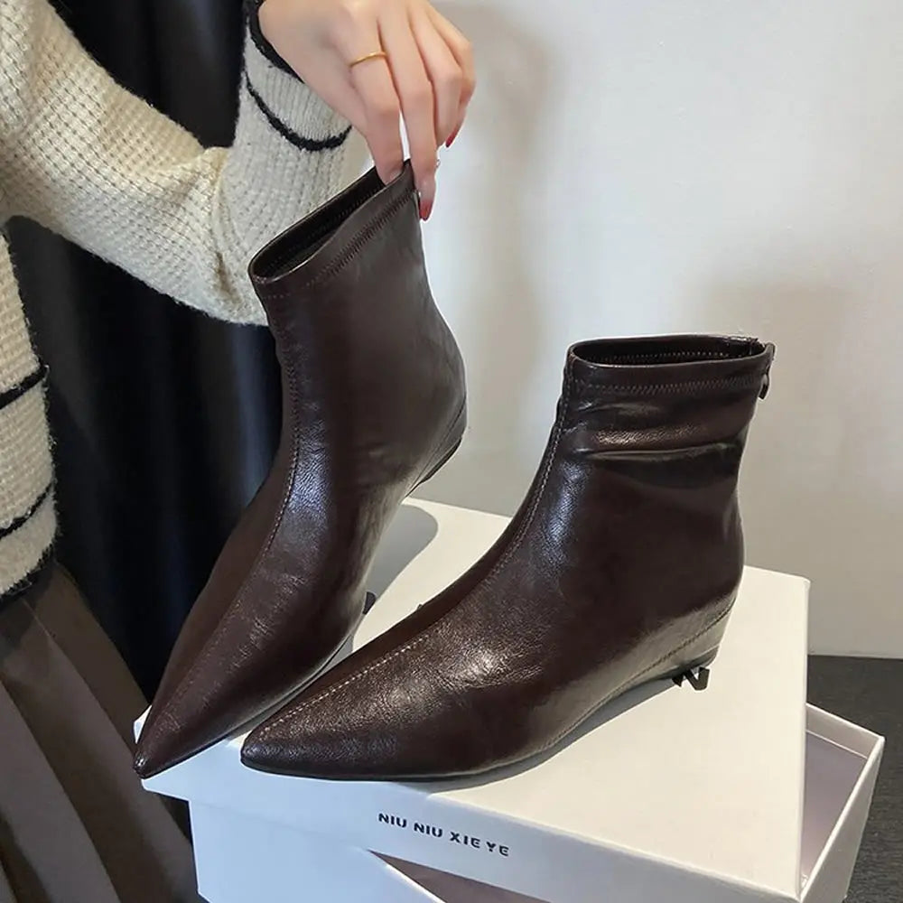 Women’s Retro Pointed Toe Ankle Boots