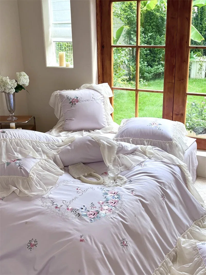 100% Egyptian Cotton Floral Embroidery Luxurious Bedding Set
