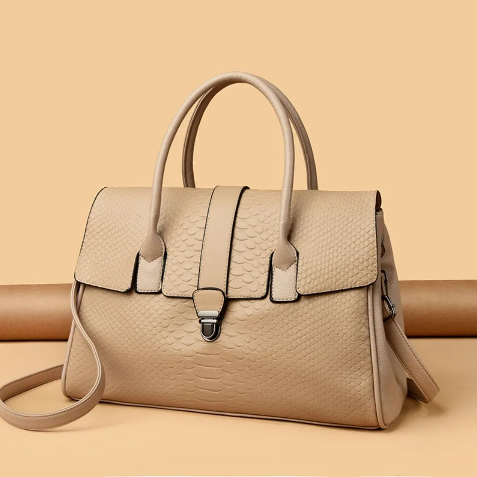 Women’s Oversized Snake Pattern Tote Bag