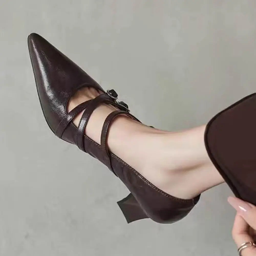Women’s Vintage Pointed Toe Pumps