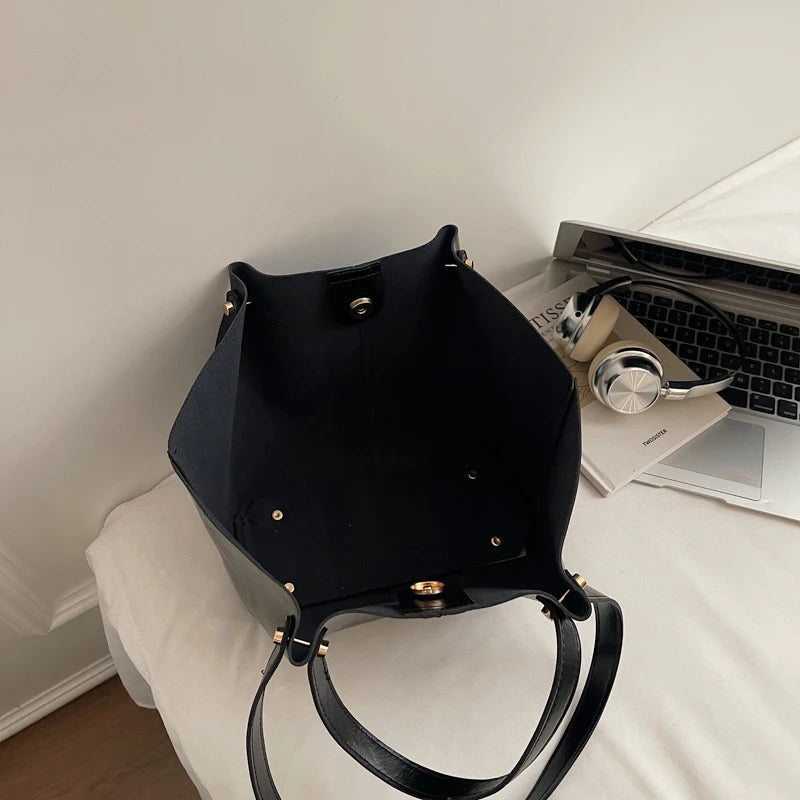 Vintage Style Oversized Leather Handbag 