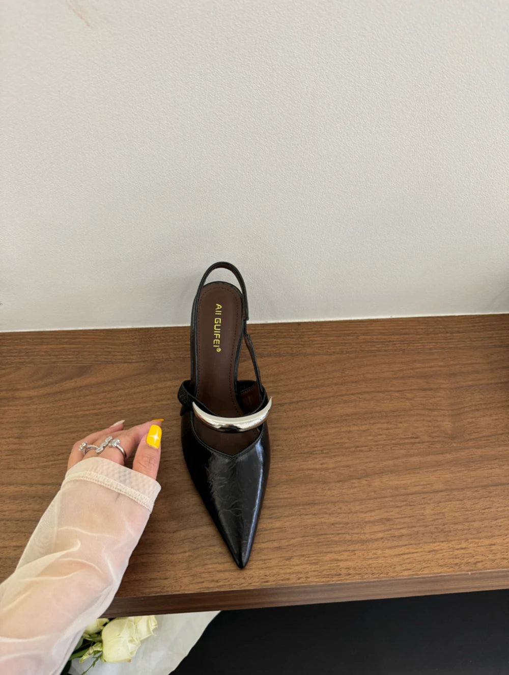 Women’s Pointed Toe Slingback High Heel Pumps