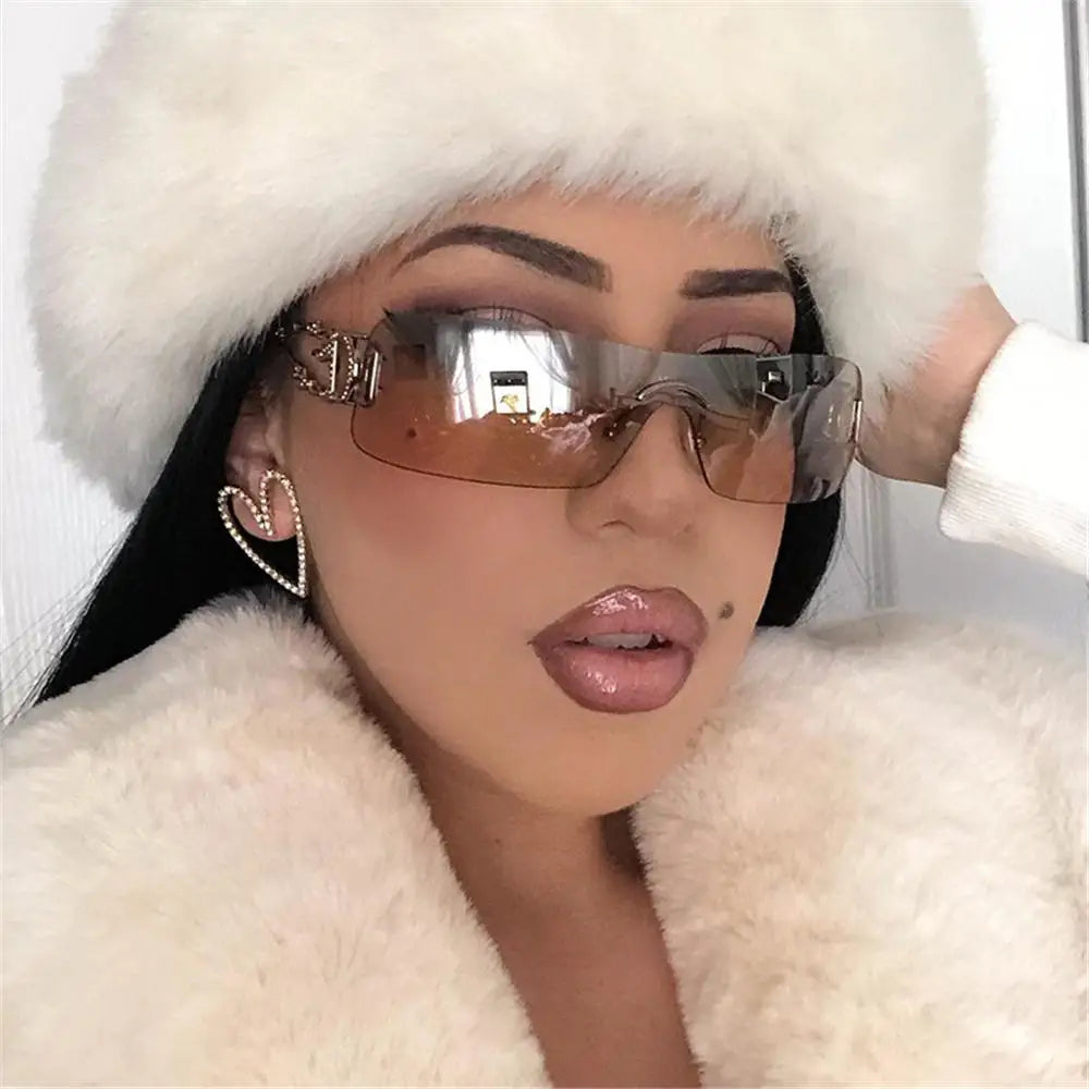 Luxury  Sunglasses  With UV400 Protection