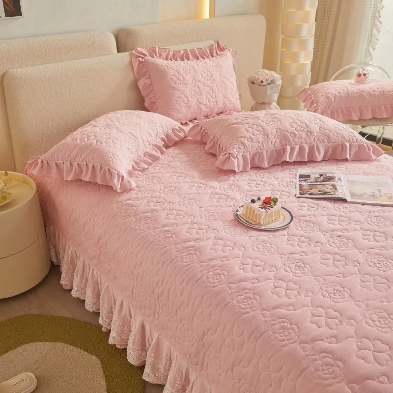 Floral Embossed White Lace Coverlet Bedspread with 2 Pcs Pillow Shams