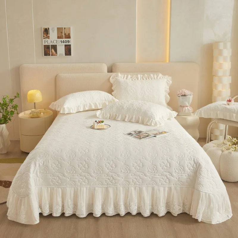 Floral Embossed White Lace Coverlet Bedspread with 2 Pcs Pillow Shams