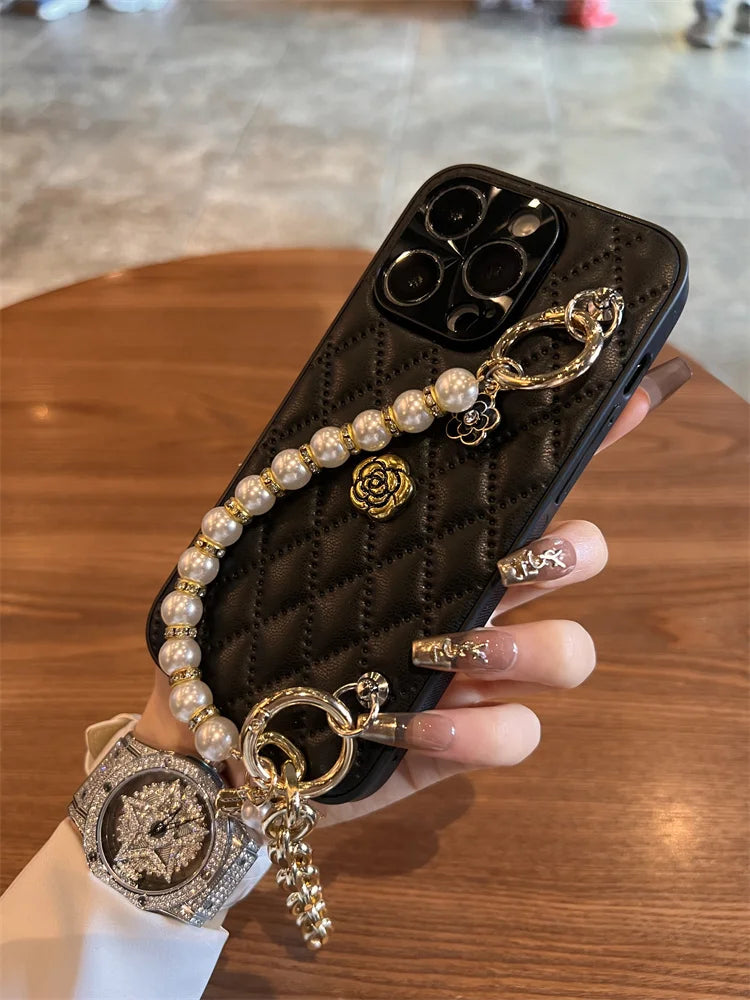 Elegant Luxury iPhone Case – Premium Fashion Protective Phone Cover