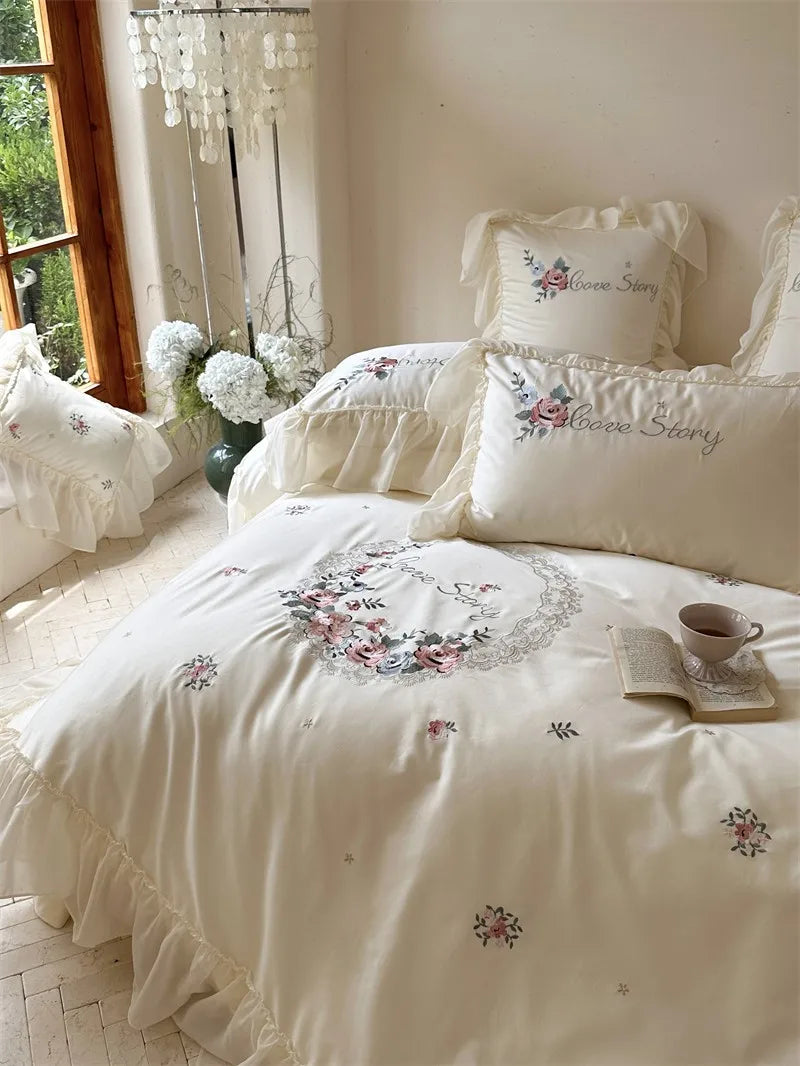 100% Egyptian Cotton Floral Embroidery Luxurious Bedding Set