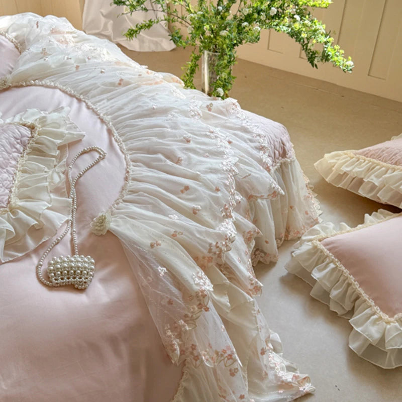 Elegant White/Pink Lace Ruffle Egyptian Cotton Bedding Set
