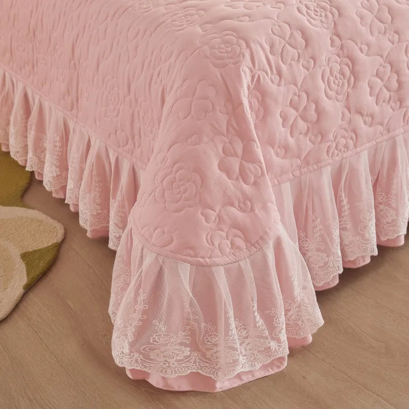 Floral Embossed White Lace Coverlet Bedspread with 2 Pcs Pillow Shams