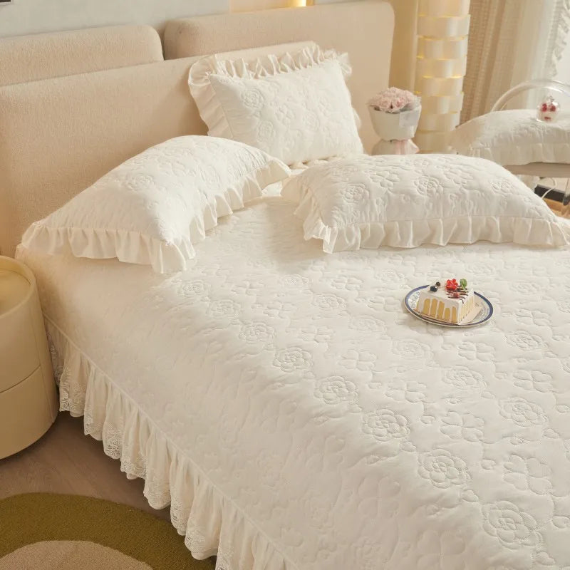 Floral Embossed White Lace Coverlet Bedspread with 2 Pcs Pillow Shams