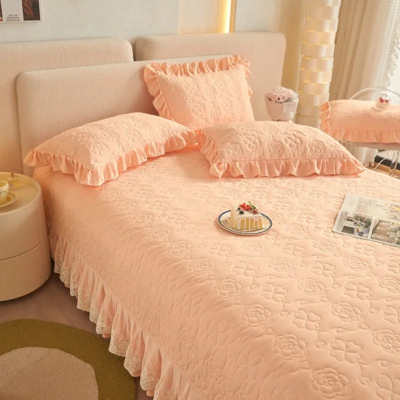Floral Embossed White Lace Coverlet Bedspread with 2 Pcs Pillow Shams