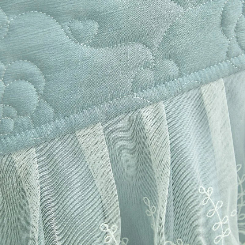 Floral Embossed White Lace Coverlet Bedspread with 2 Pcs Pillow Shams