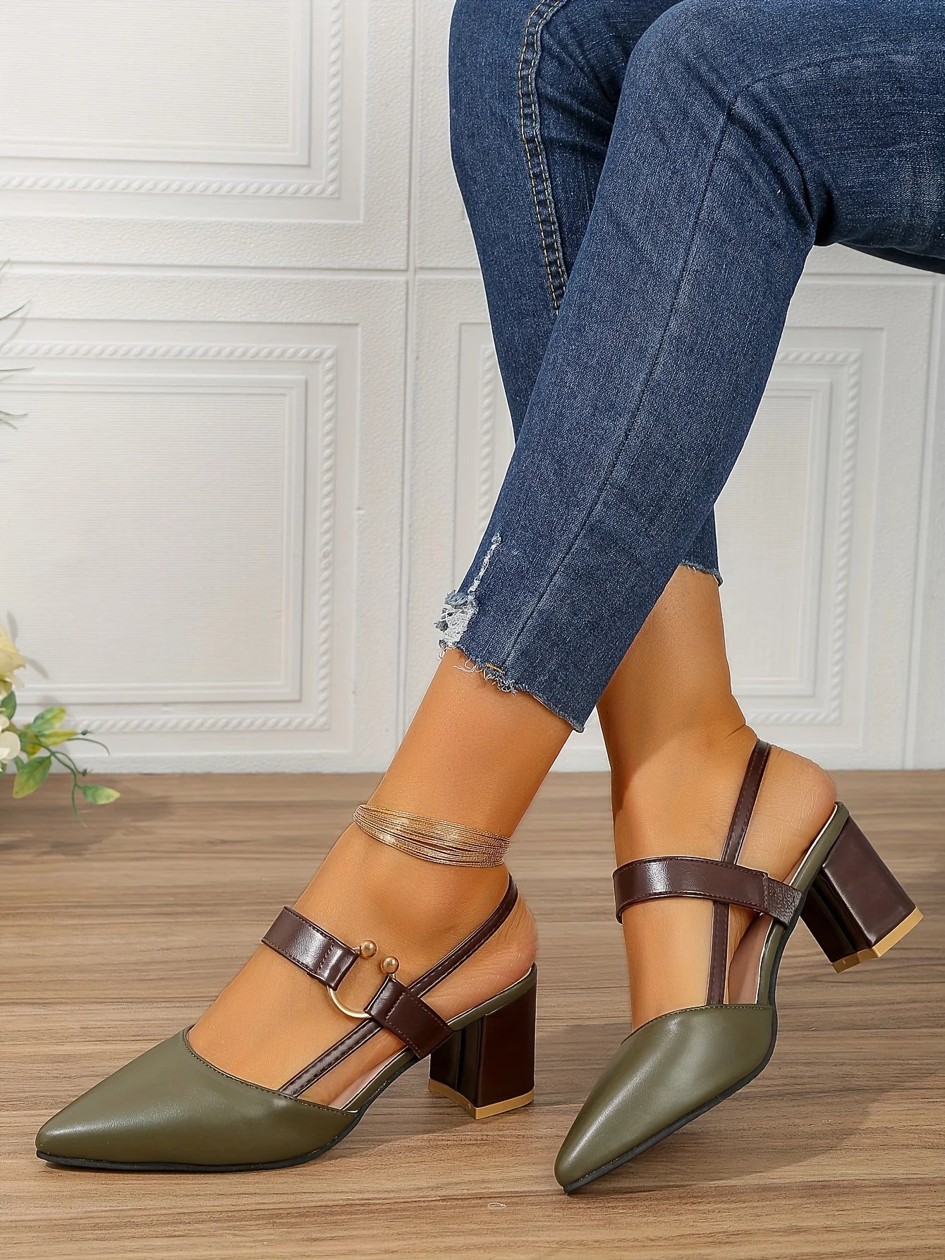 Two-Color Pointed Toe Block Sandals