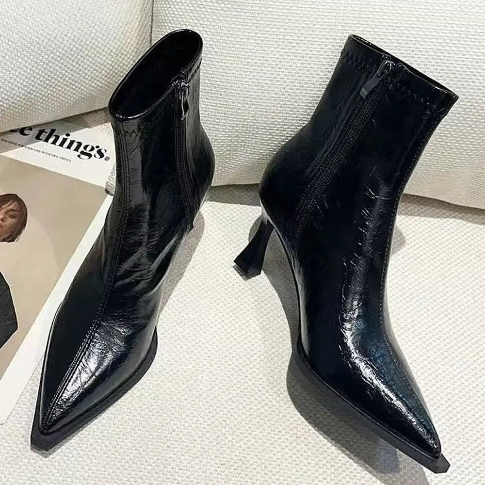 Women’s Retro Pointed Toe High Heel Boots