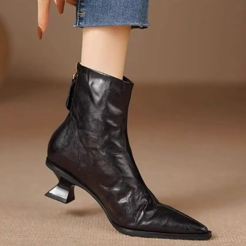 Women’s French Retro Pointed Toe Ankle Boots
