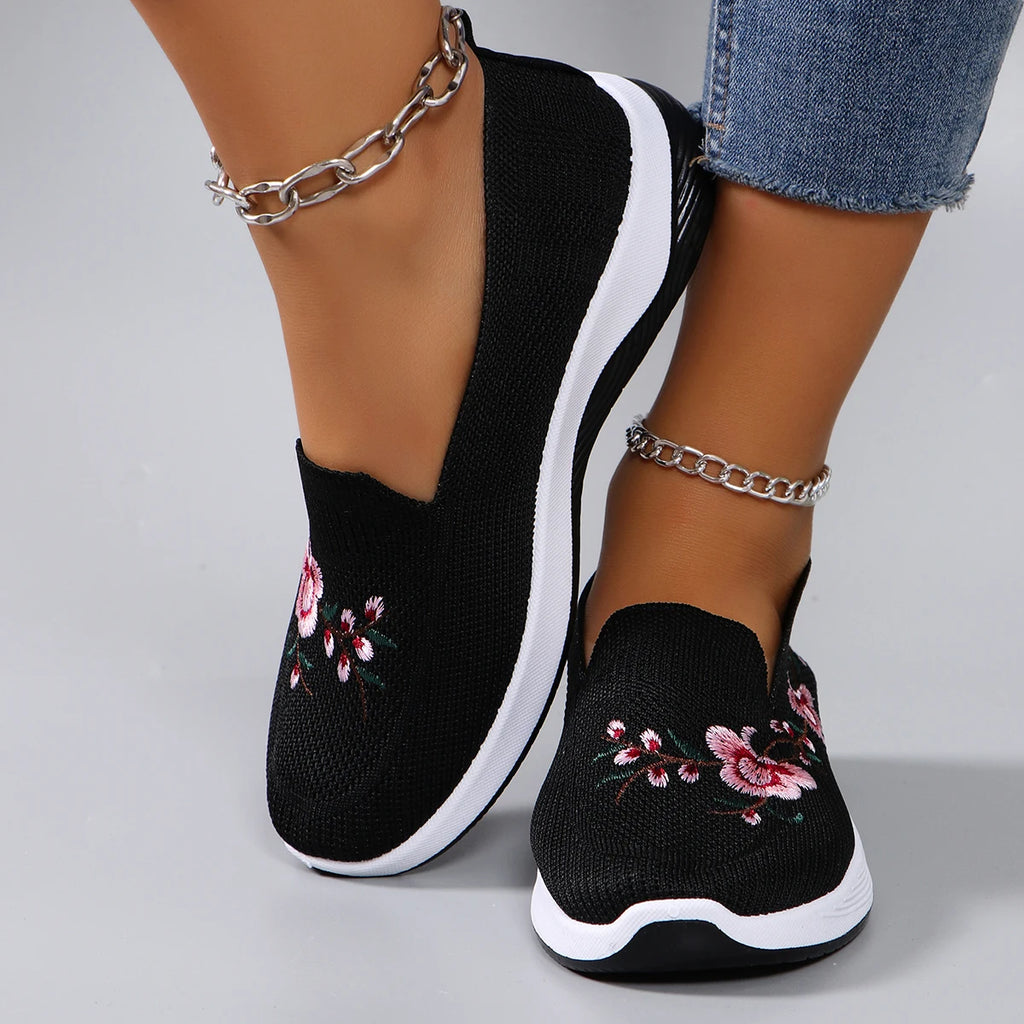 Women’s Breathable Lightweight Non-Slip Sports Shoes