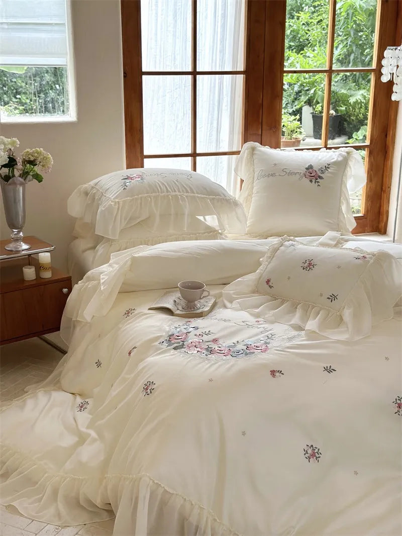 100% Egyptian Cotton Floral Embroidery Luxurious Bedding Set