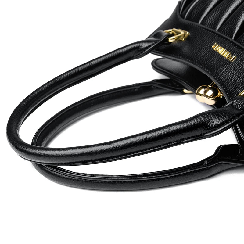 Vintage Style Clip Buckle Multi Pocket Women's Handbag