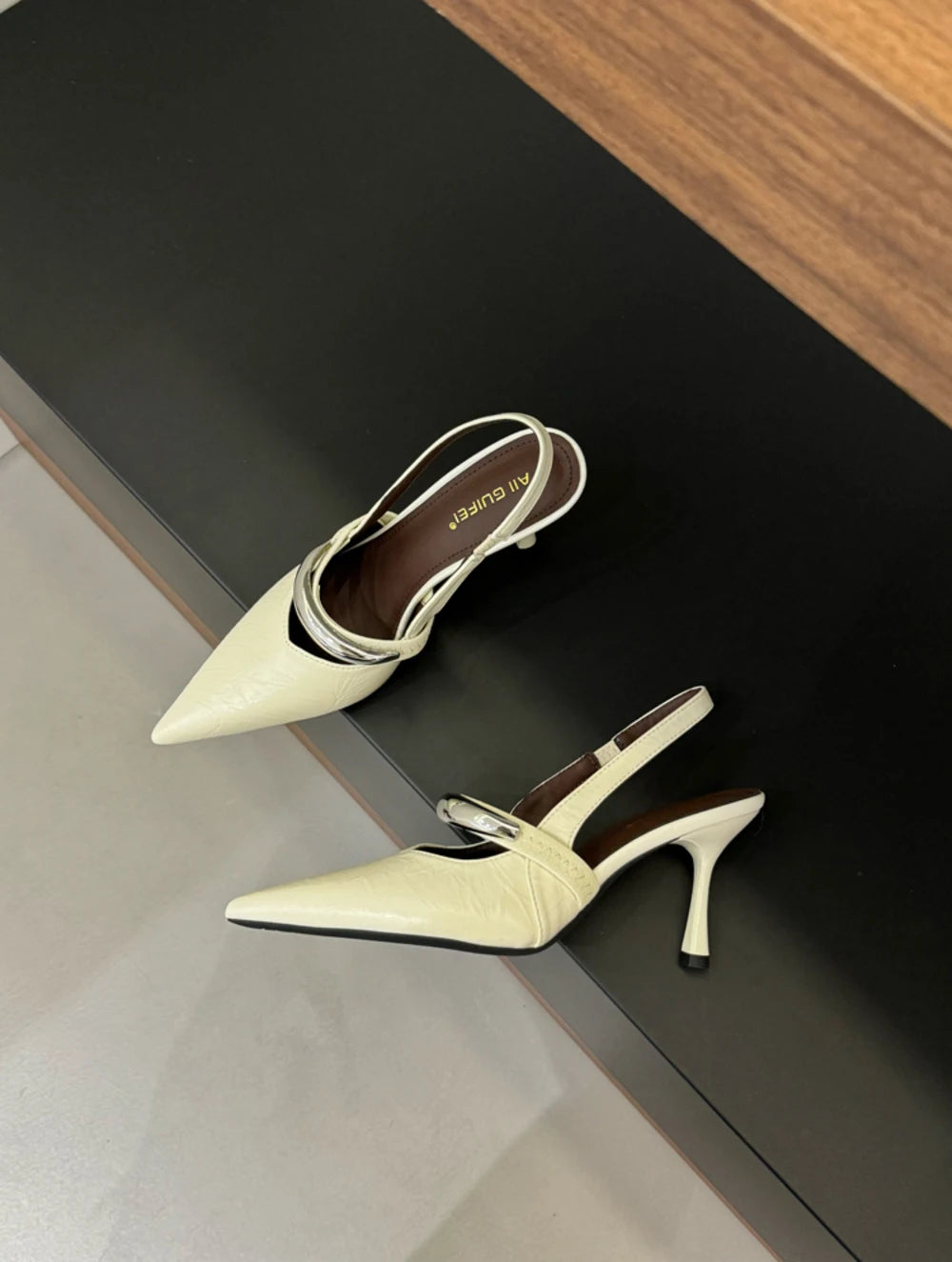 Women’s Pointed Toe Slingback High Heel Pumps