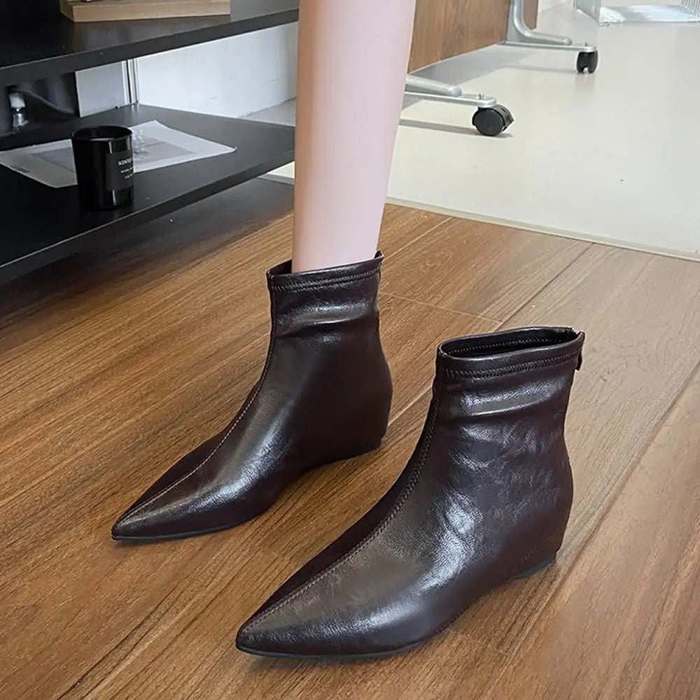 Women’s Retro Pointed Toe Ankle Boots