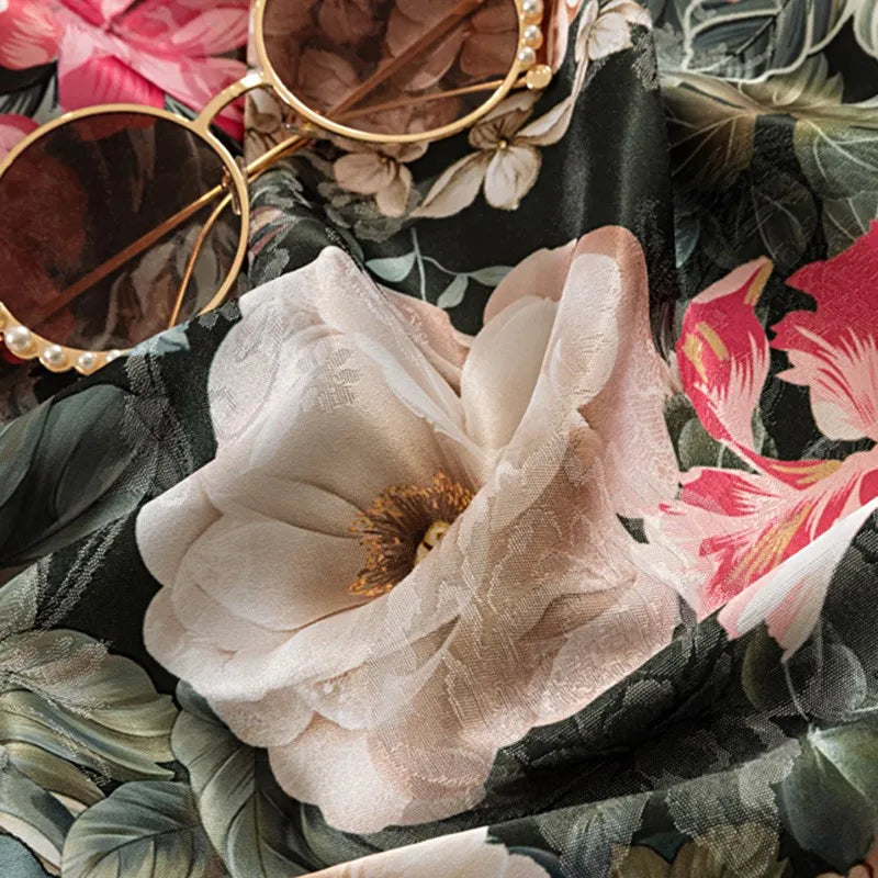  Vintage Chic Blooming Flowers Jacquard Bedding Set