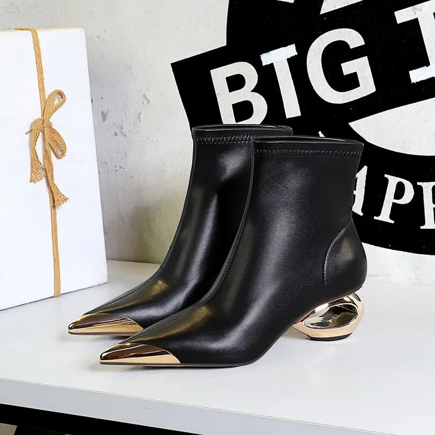 Metal Pointed Toes Ankle  Boots With Hollow Heel Iron Head