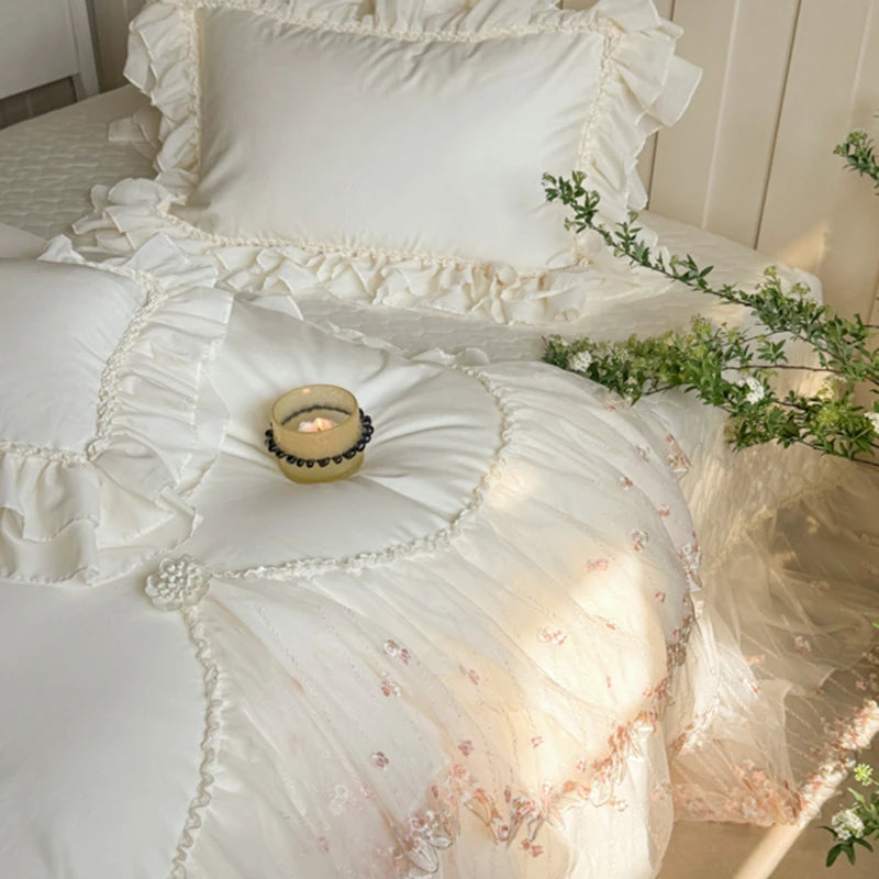 Elegant White/Pink Lace Ruffle Egyptian Cotton Bedding Set
