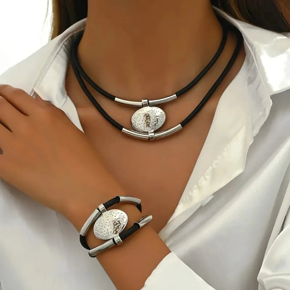 Vintage Oval Metal Faux Leather Necklace Bracelet Jewelry Set