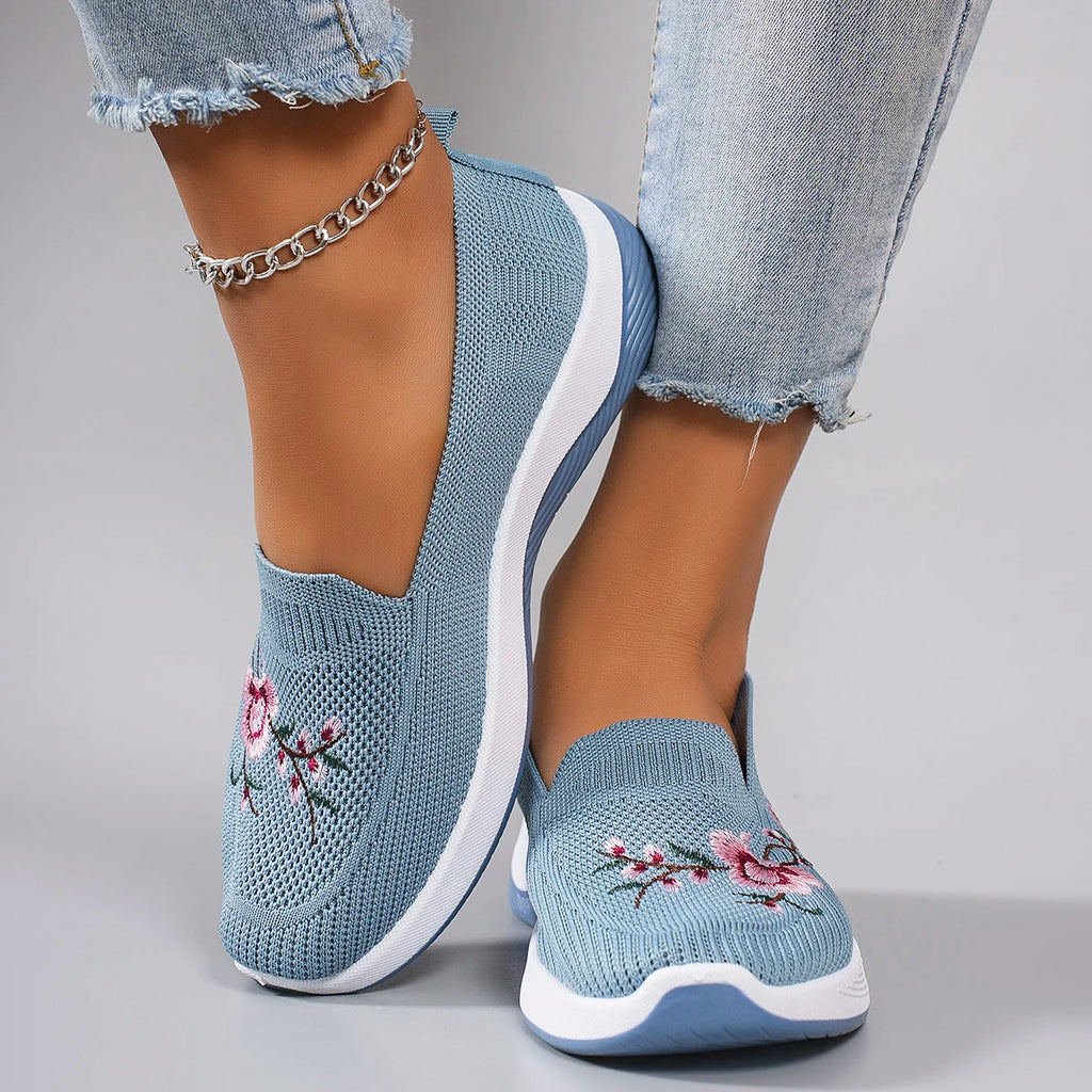 Women’s Breathable Lightweight Non-Slip Sports Shoes