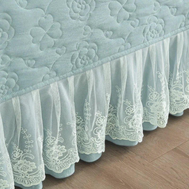 Floral Embossed White Lace Coverlet Bedspread with 2 Pcs Pillow Shams