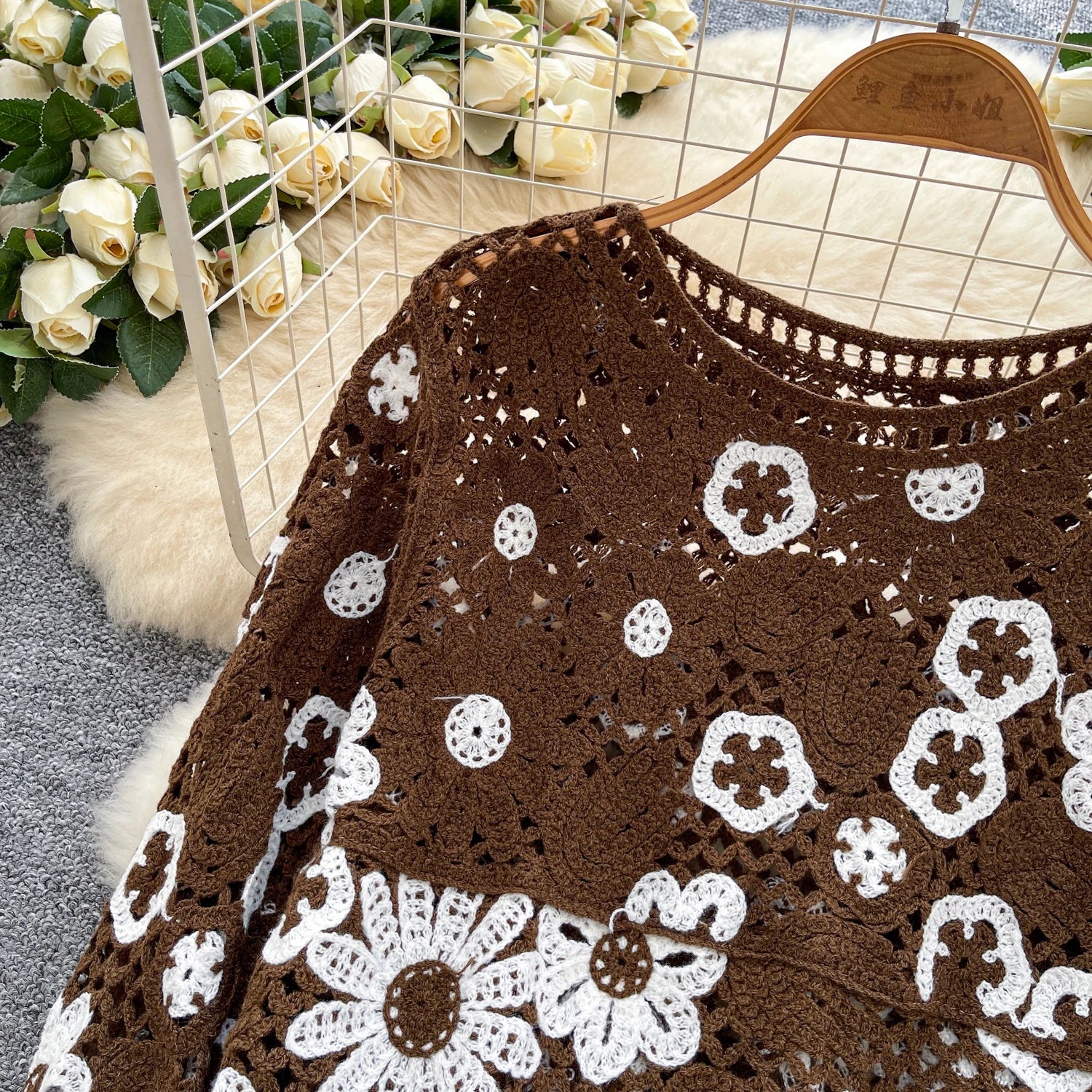 Elegant Hollow Floral Knit Pullover