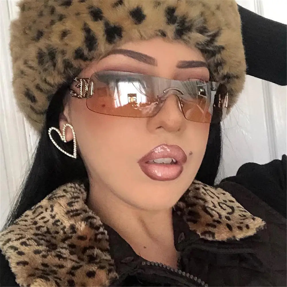 Luxury  Sunglasses  With UV400 Protection