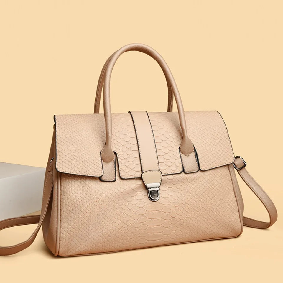 Women’s Oversized Snake Pattern Tote Bag