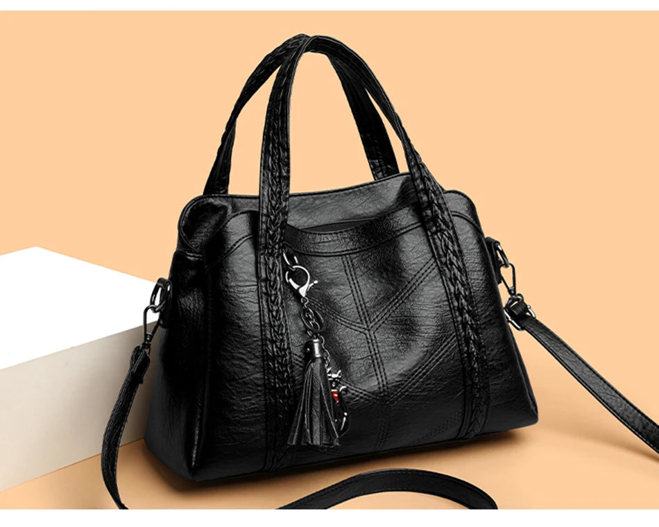 Elegant Leather Shoulder Bag