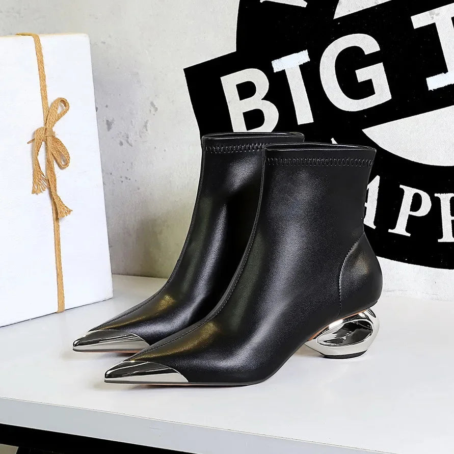 Metal Pointed Toes Ankle  Boots With Hollow Heel Iron Head