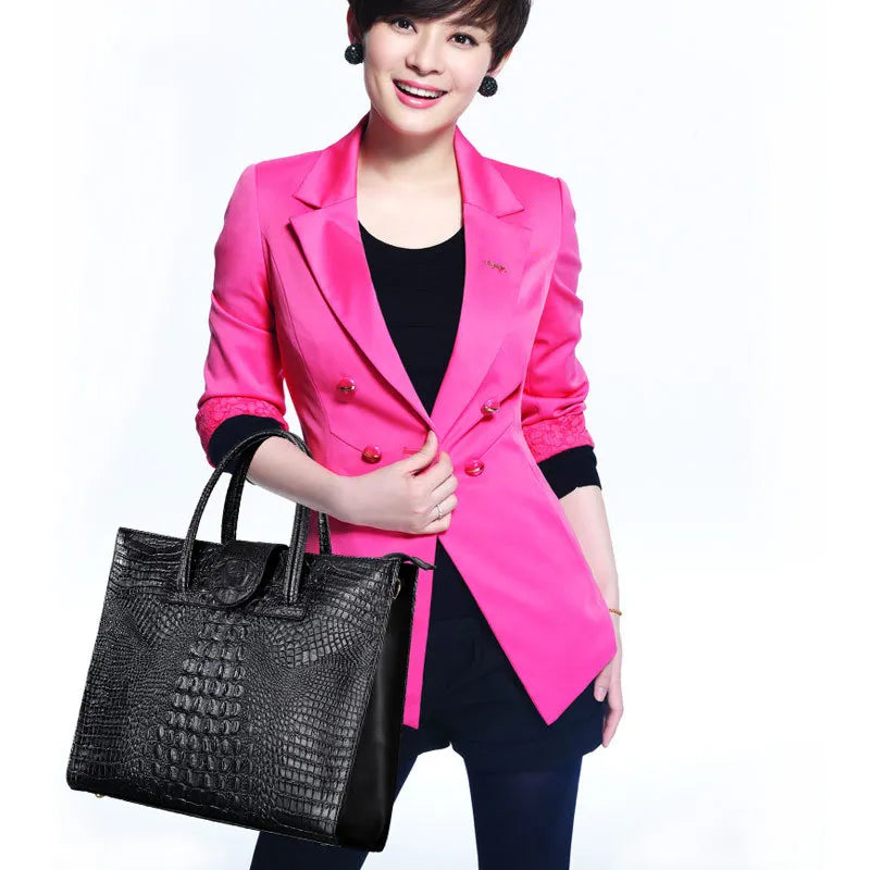 Large Crocodile Pattern Genuine Leather Shoulder Bag