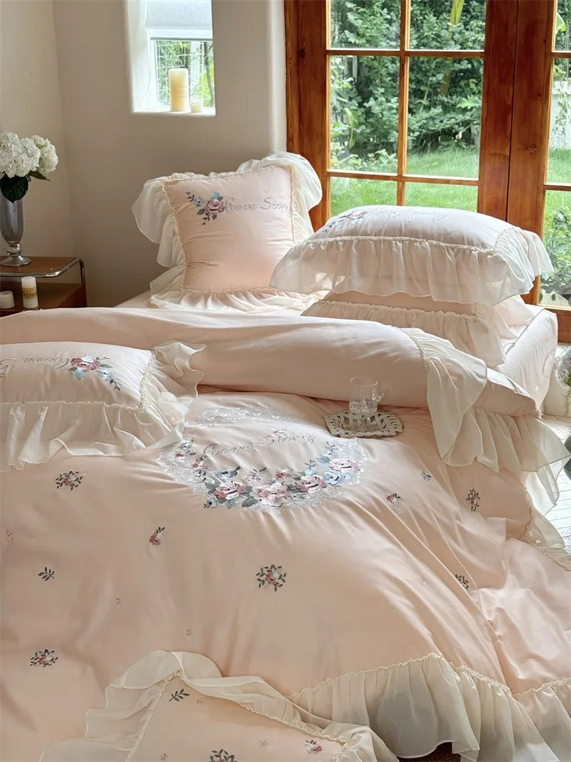 100% Egyptian Cotton Floral Embroidery Luxurious Bedding Set