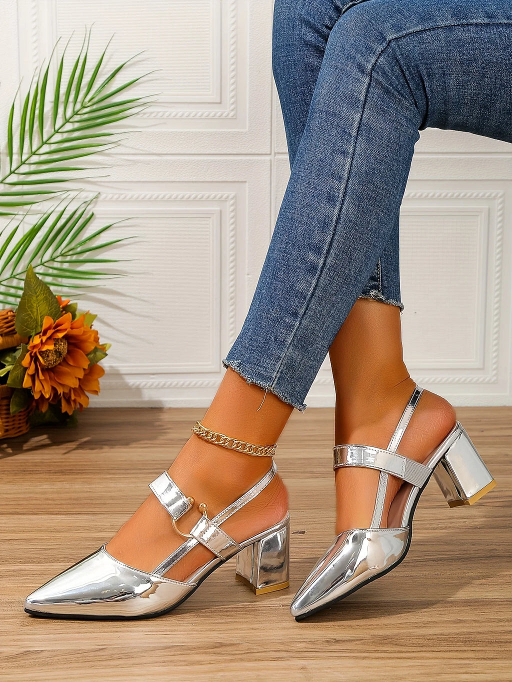 Two-Color Pointed Toe Block Sandals