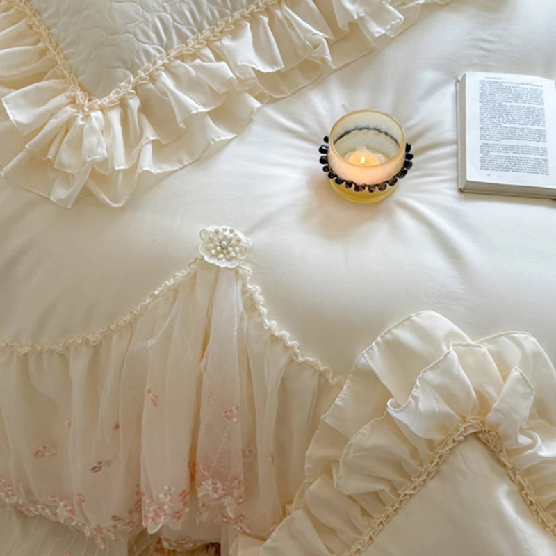 Elegant White/Pink Lace Ruffle Egyptian Cotton Bedding Set