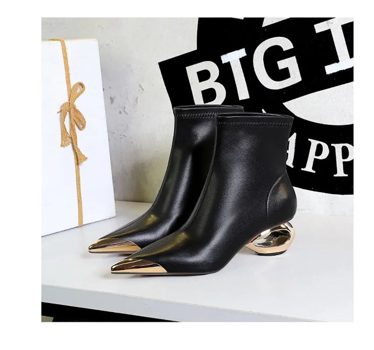 Metal Pointed Toes Ankle  Boots With Hollow Heel Iron Head
