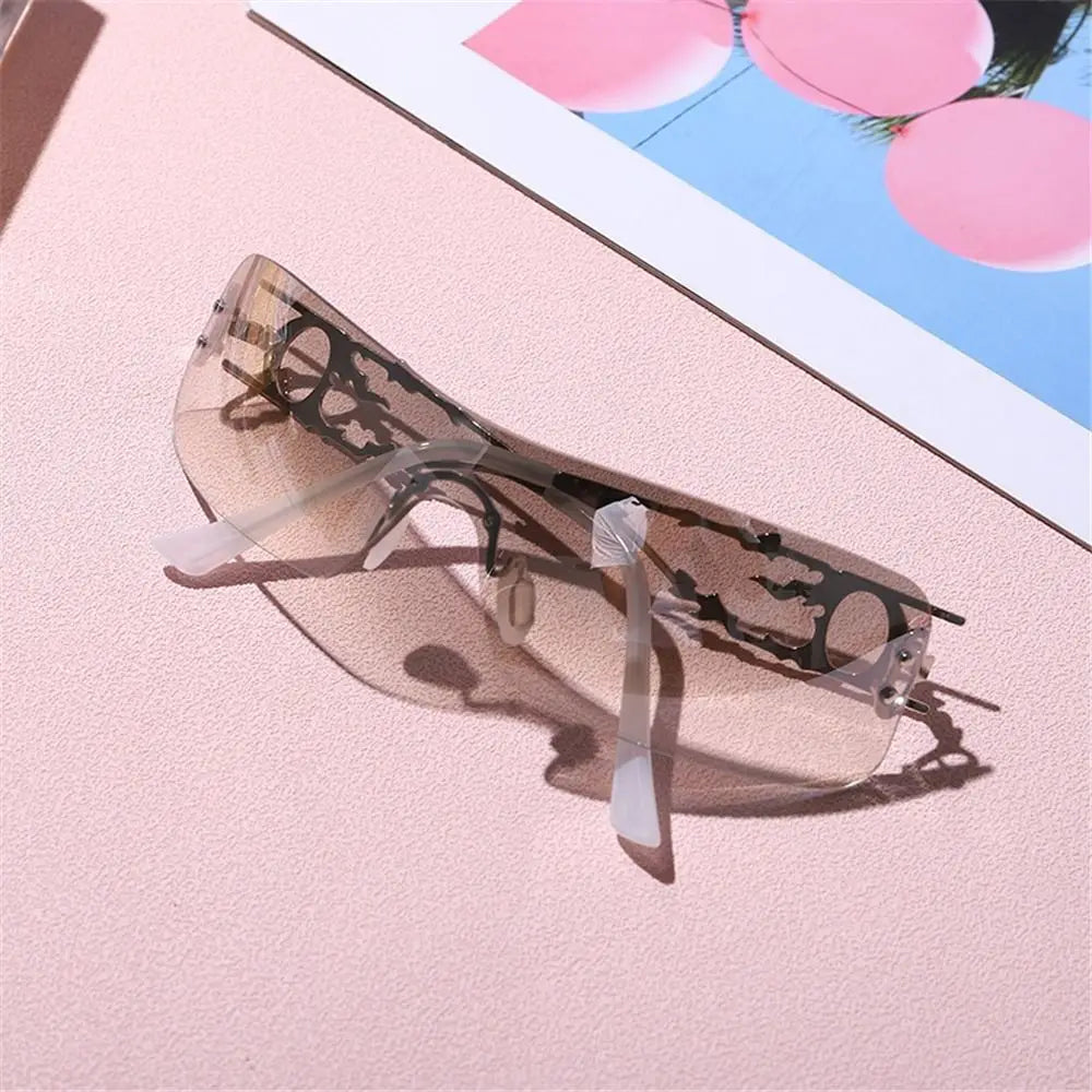 Luxury  Sunglasses  With UV400 Protection