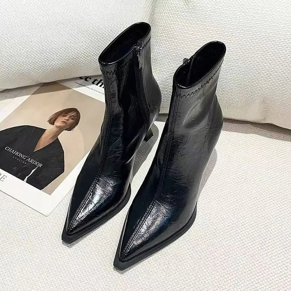 Women’s Retro Pointed Toe High Heel Boots
