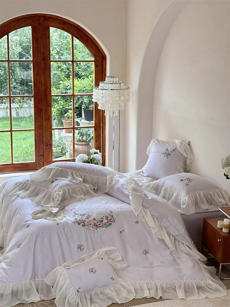 100% Egyptian Cotton Floral Embroidery Luxurious Bedding Set