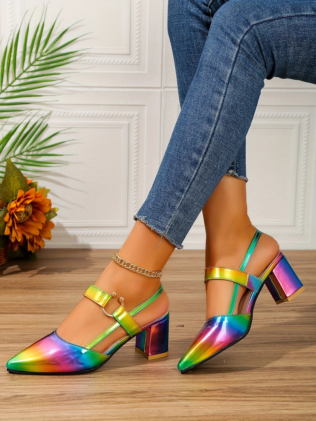 Two-Color Pointed Toe Block Sandals