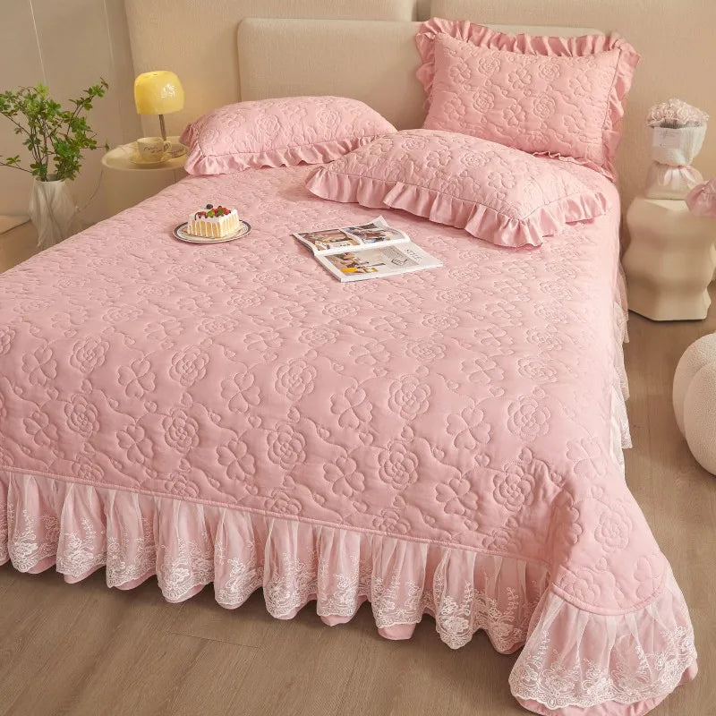 Floral Embossed White Lace Coverlet Bedspread with 2 Pcs Pillow Shams