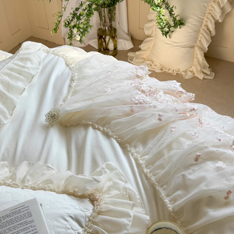 Elegant White/Pink Lace Ruffle Egyptian Cotton Bedding Set