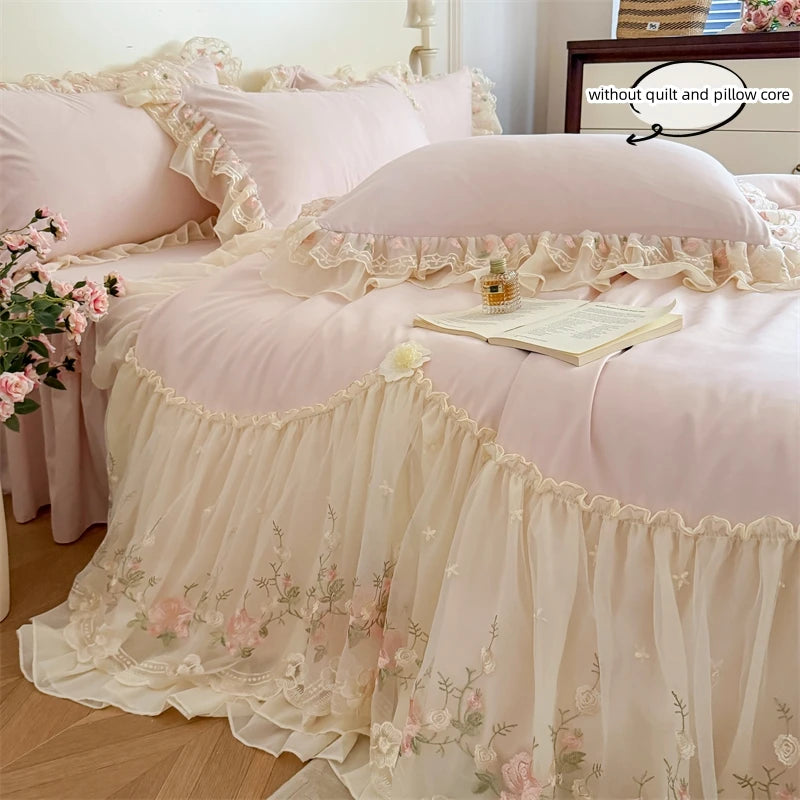 Luxurious Embroidery Bedding Set